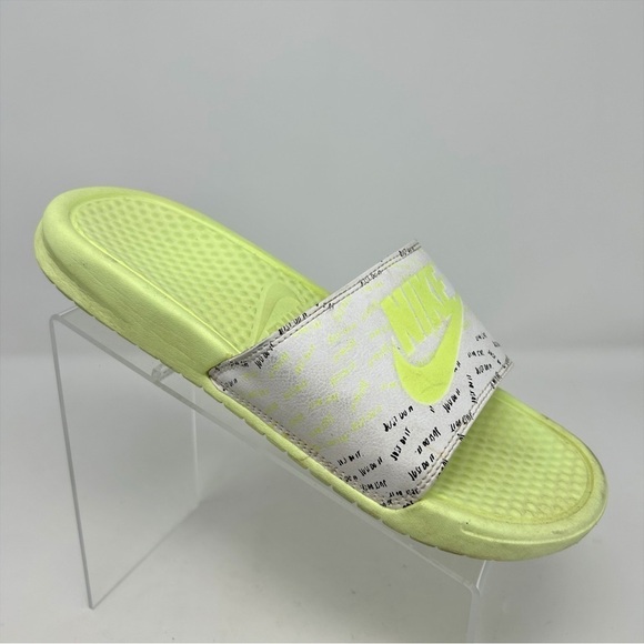 Nike Benassi Just Do It Highlighter Yellow & White Comfort Slide Sandal Size 10 - Picture 1 of 10